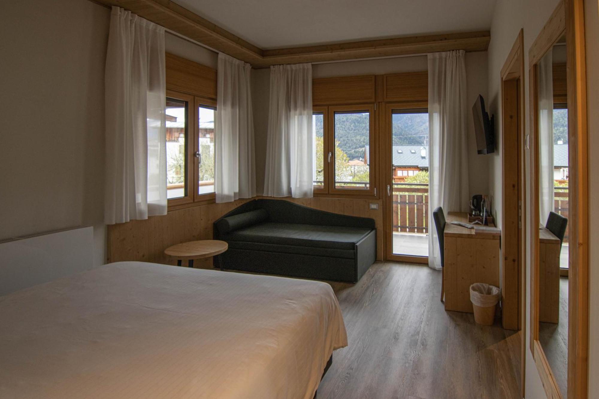 Chalet Cridola Dolomiti Experience Lorenzago Di Cadore Exterior photo